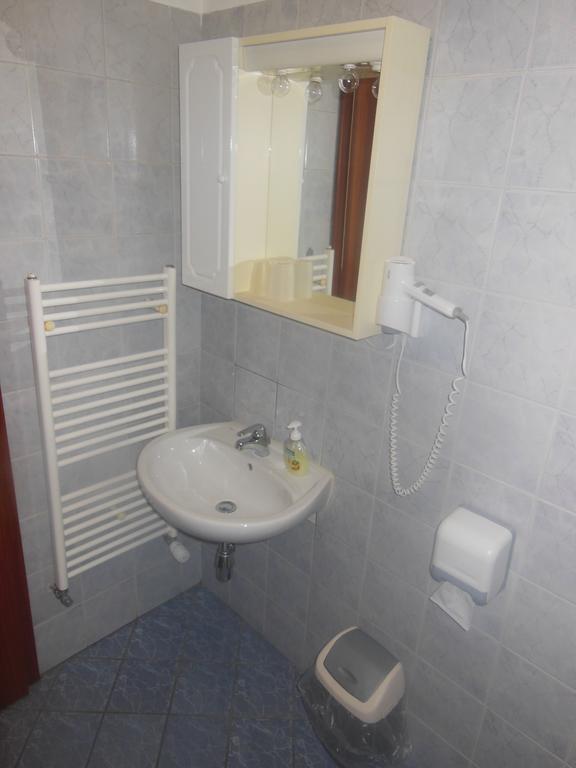 Hotel Pri Belokranjcu Novo Mesto Pokoj fotografie